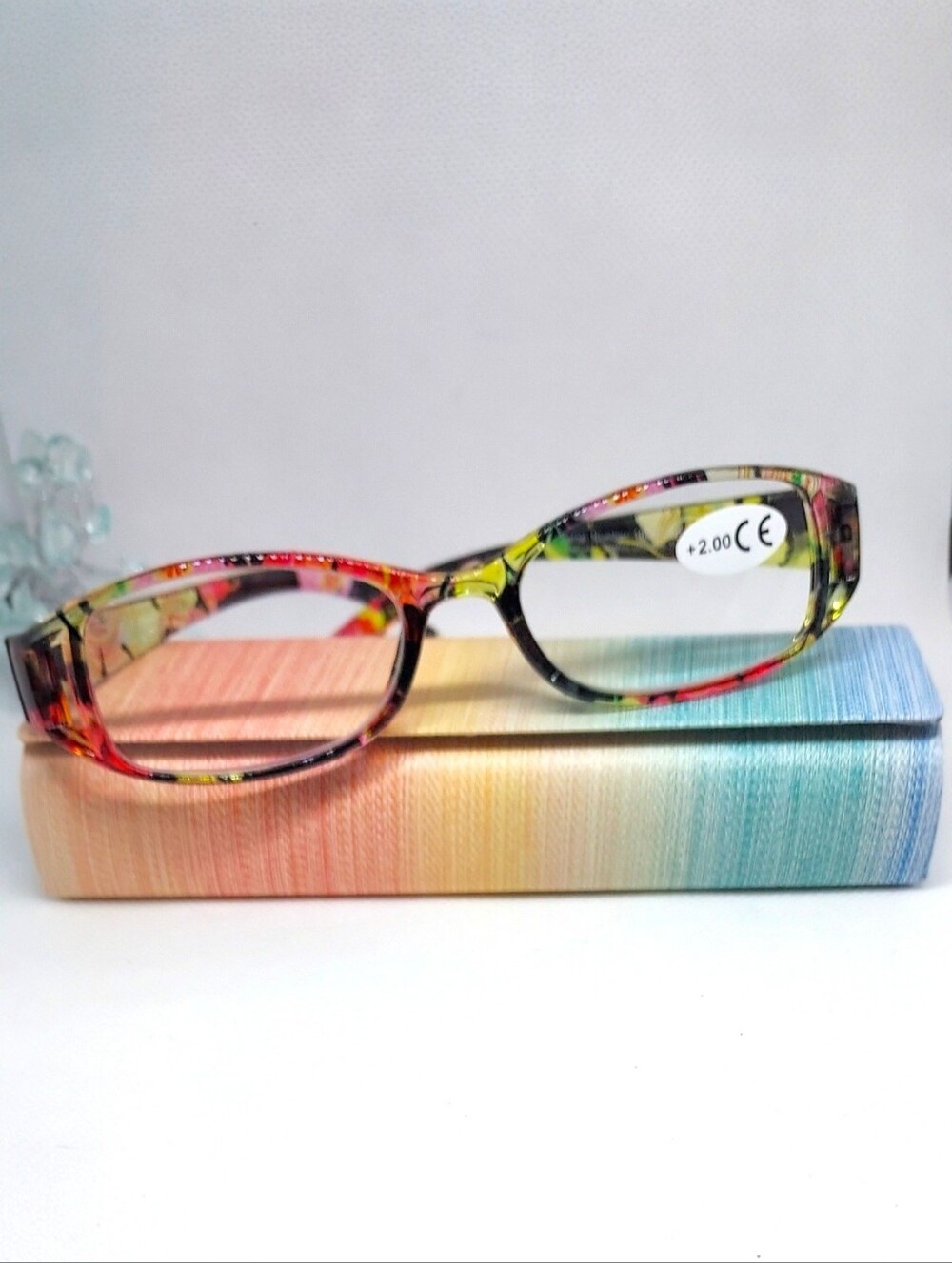 Reading Glasses +2.00 With Coordinating Rainbow Hard Case And Dust Bag NWT